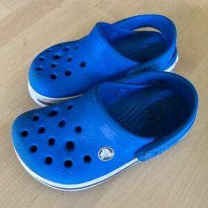 Toddler Crocs size 7
